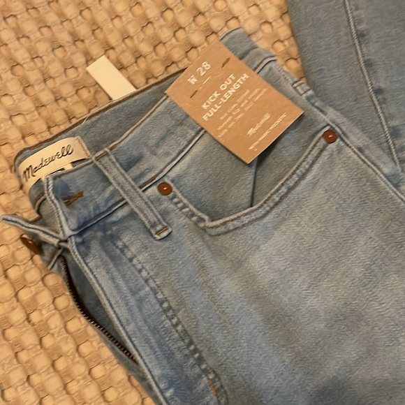 Kick Out Full-Length Jeans in Condale Wash: Raw Hem Edition, NWT - Picture 5 of 7